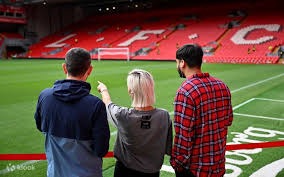 TA：前职业扑克选手执教球队升入奥超，善于理性做出战术调整