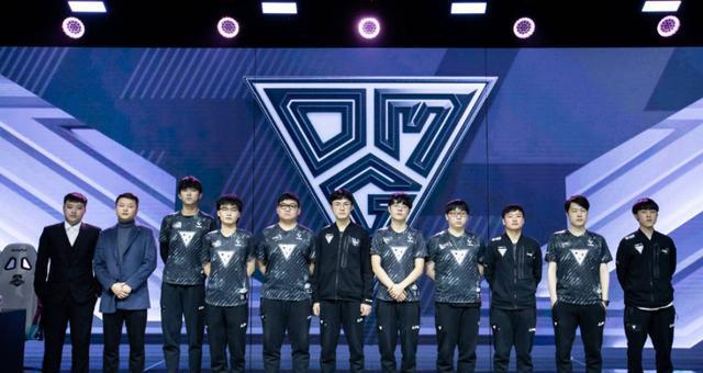 为她继续制 为她继续制