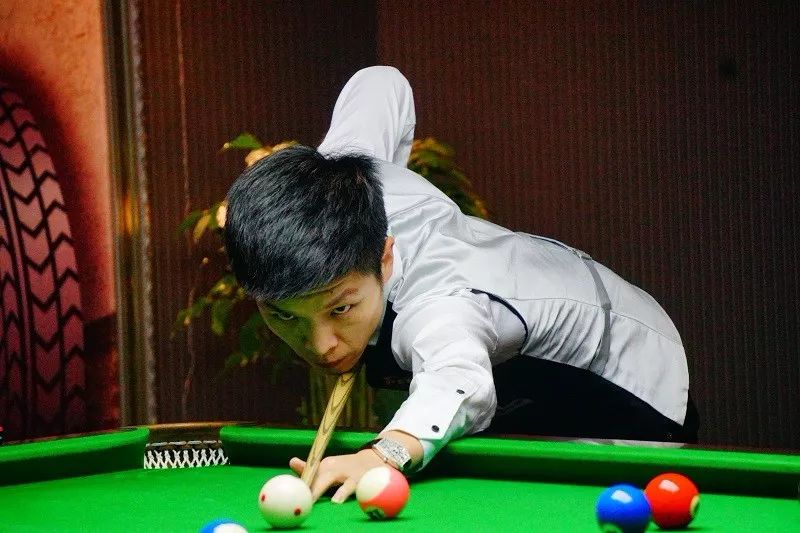 取竞争力的 取竞争力的