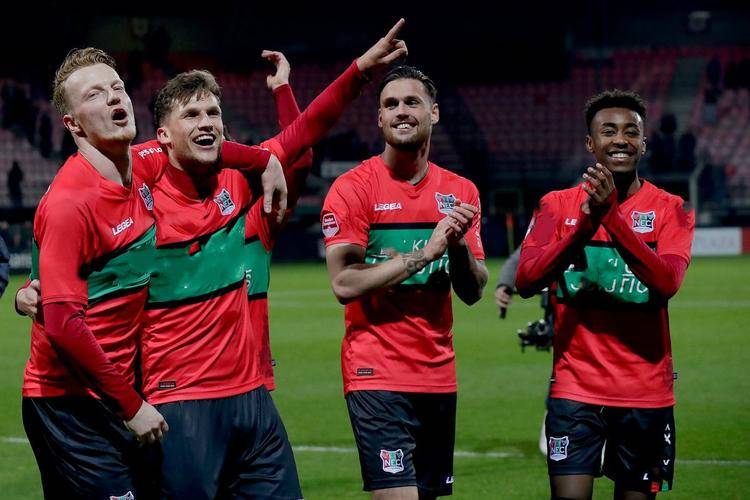 战术和个人 战术和个人